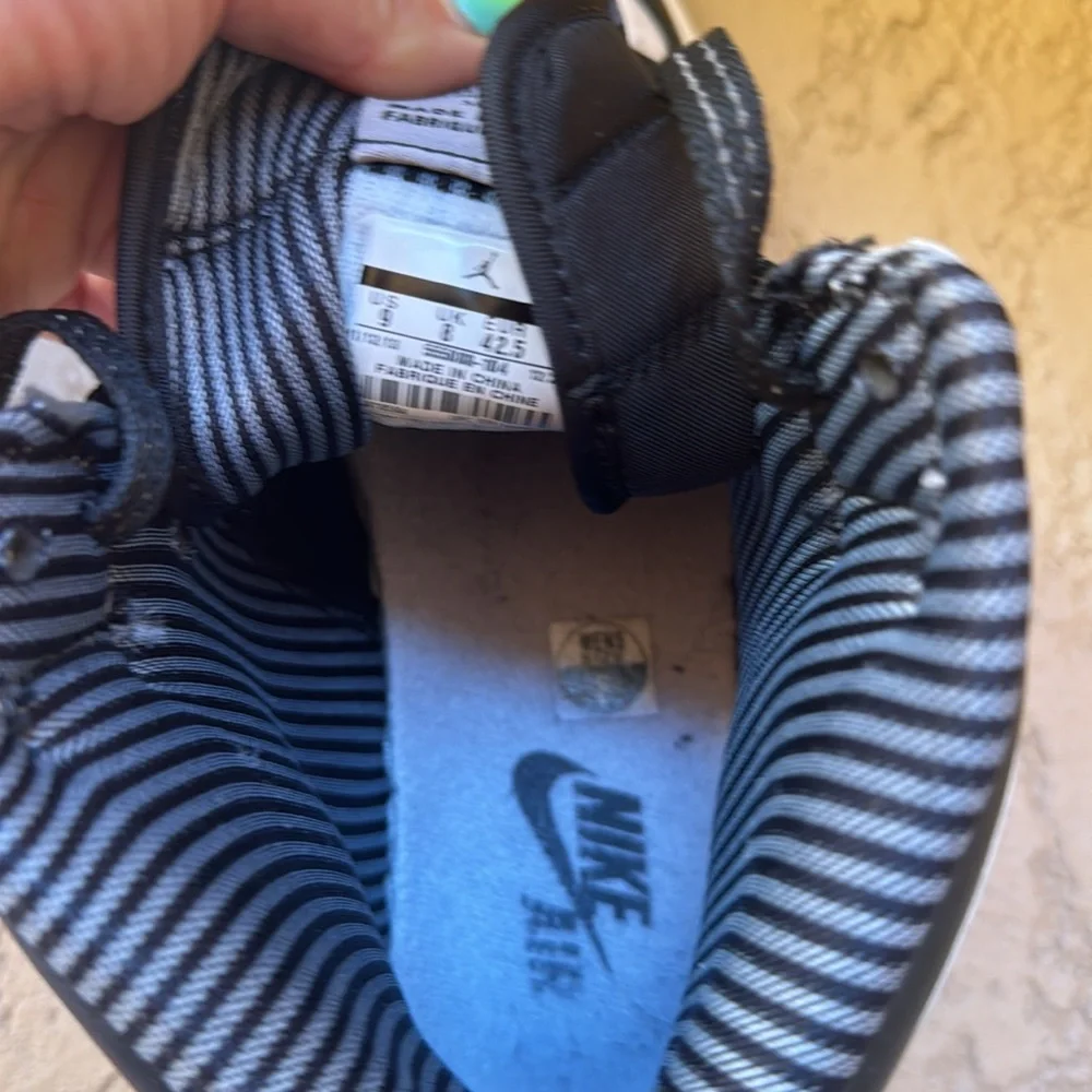Air Jordan 1 Retro Barons
